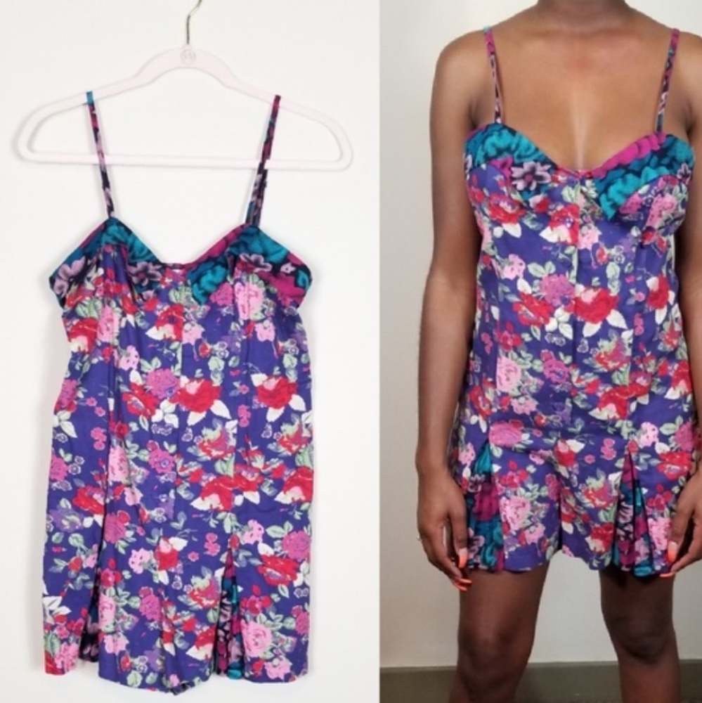 Oxford Circus Y2K Floral Button-Down Romper 🌸Size L (runs small, fits M)